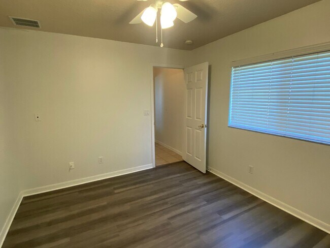 Building Photo - Pool Home for Rent