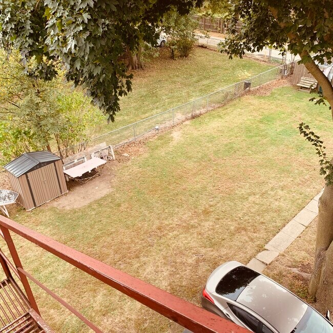 Building Photo - 2900 Enoch Ave