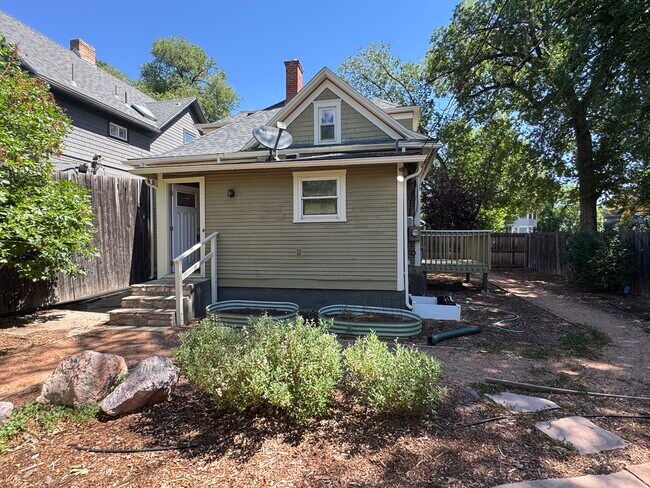 Building Photo - 1911 W Colorado Ave