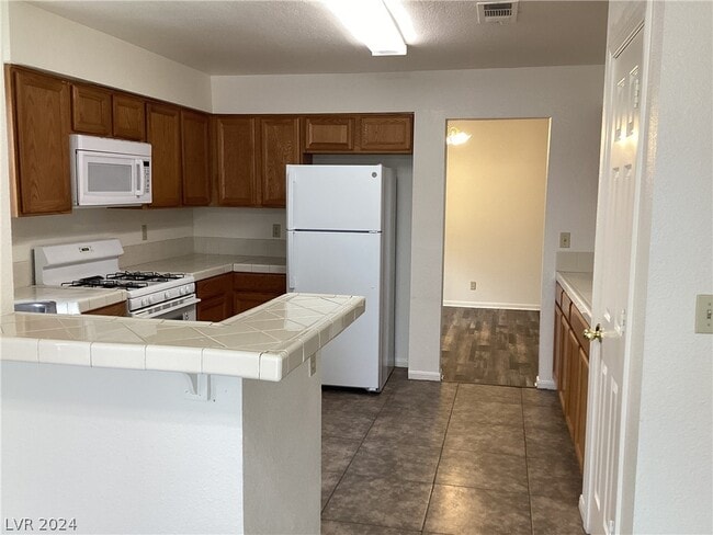 Building Photo - 2805 Albemarle Way