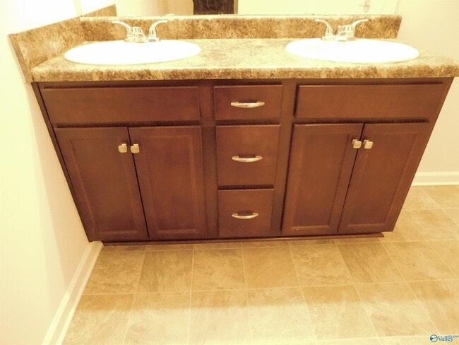 Building Photo - 136 Winstead Cir