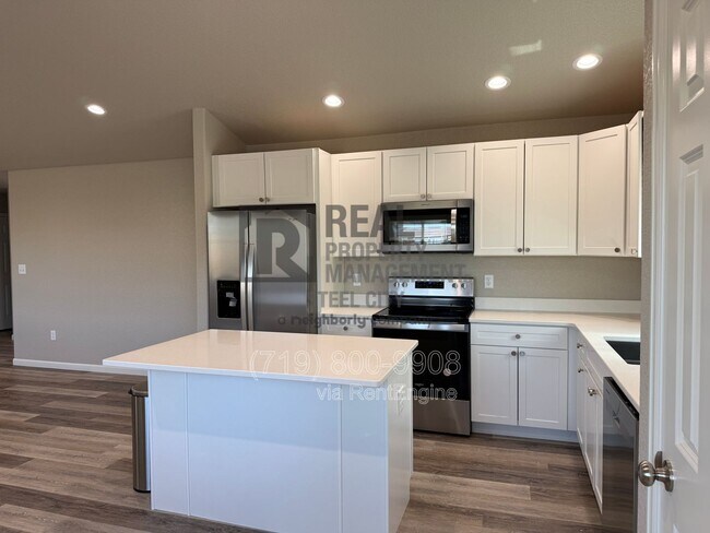 Building Photo - 155 S Stardust Cir