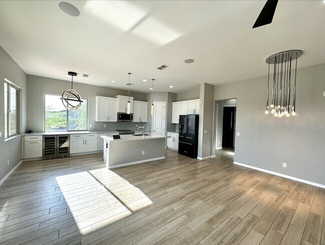 Building Photo - 27309 N 136th St