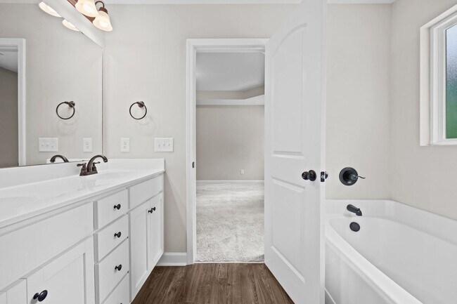 Building Photo - Welcome to Bradford Estates!