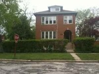 Building Photo - 9301 Monroe Ave