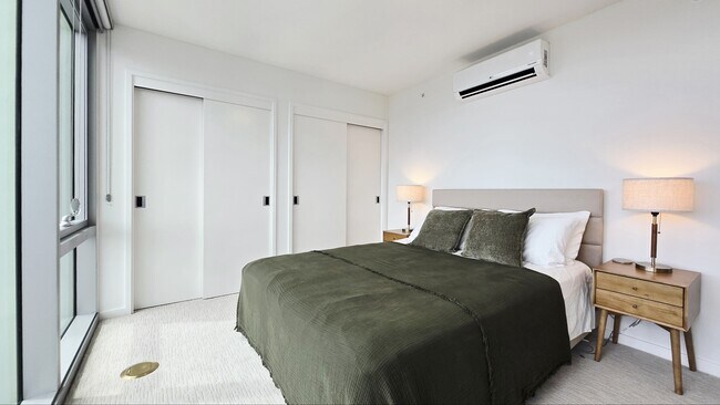 Building Photo - 1500 Rycroft St