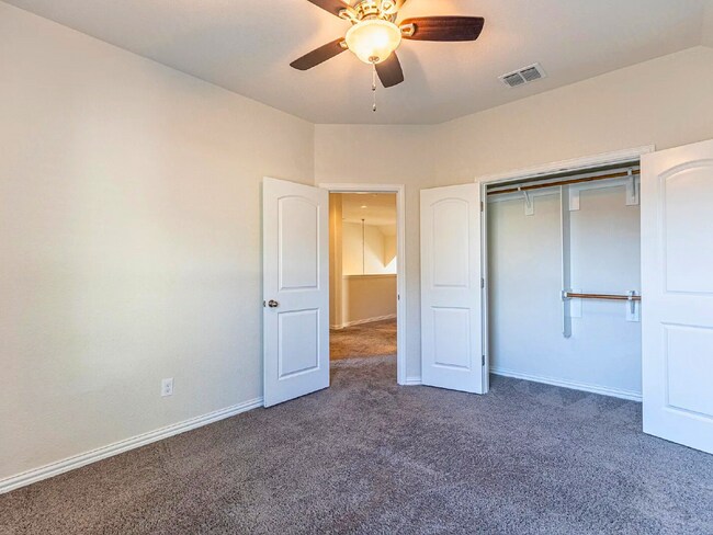 Building Photo - Spacious 4 Bedroom Home with 2 Car Garage in Boerne ISD