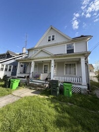Building Photo - 242 W Summit St