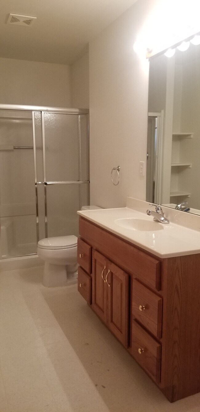 Building Photo - 2231 Water Blossom Ln