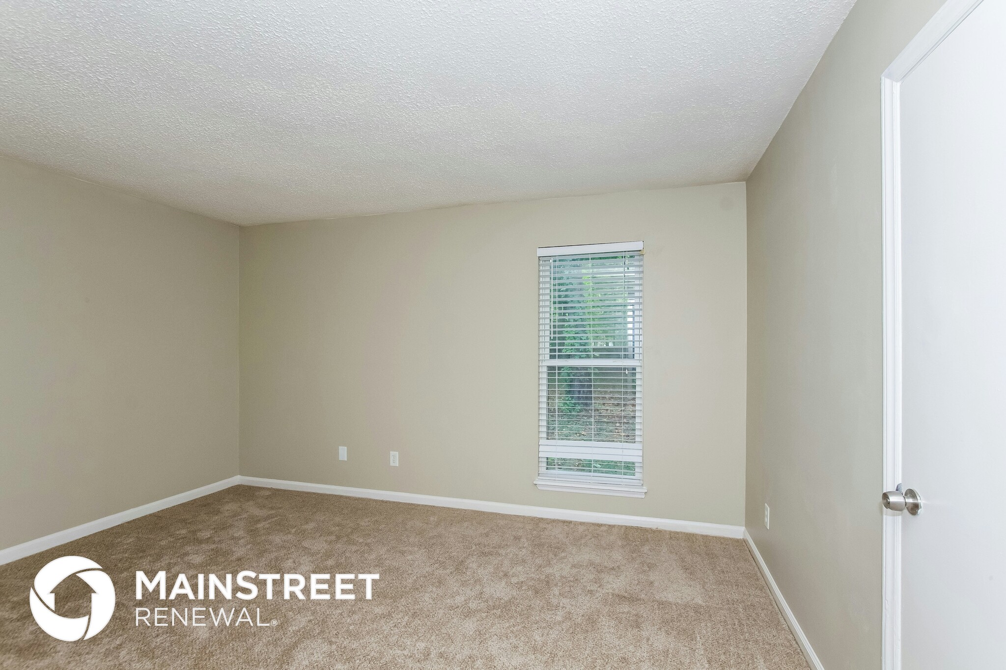 Building Photo - 6022 Woodthrush Dr