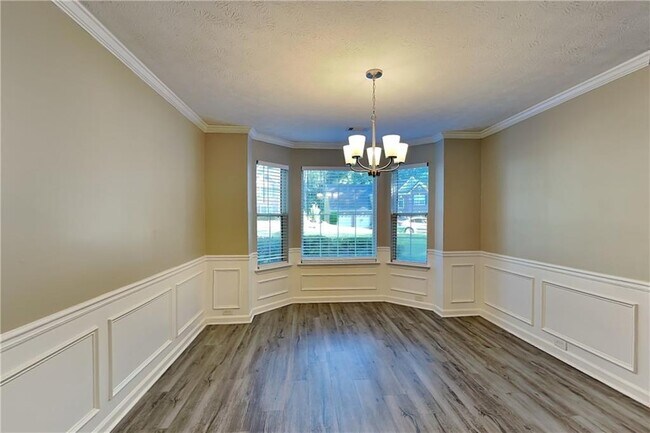 Building Photo - 1357 Lamont Dr SW