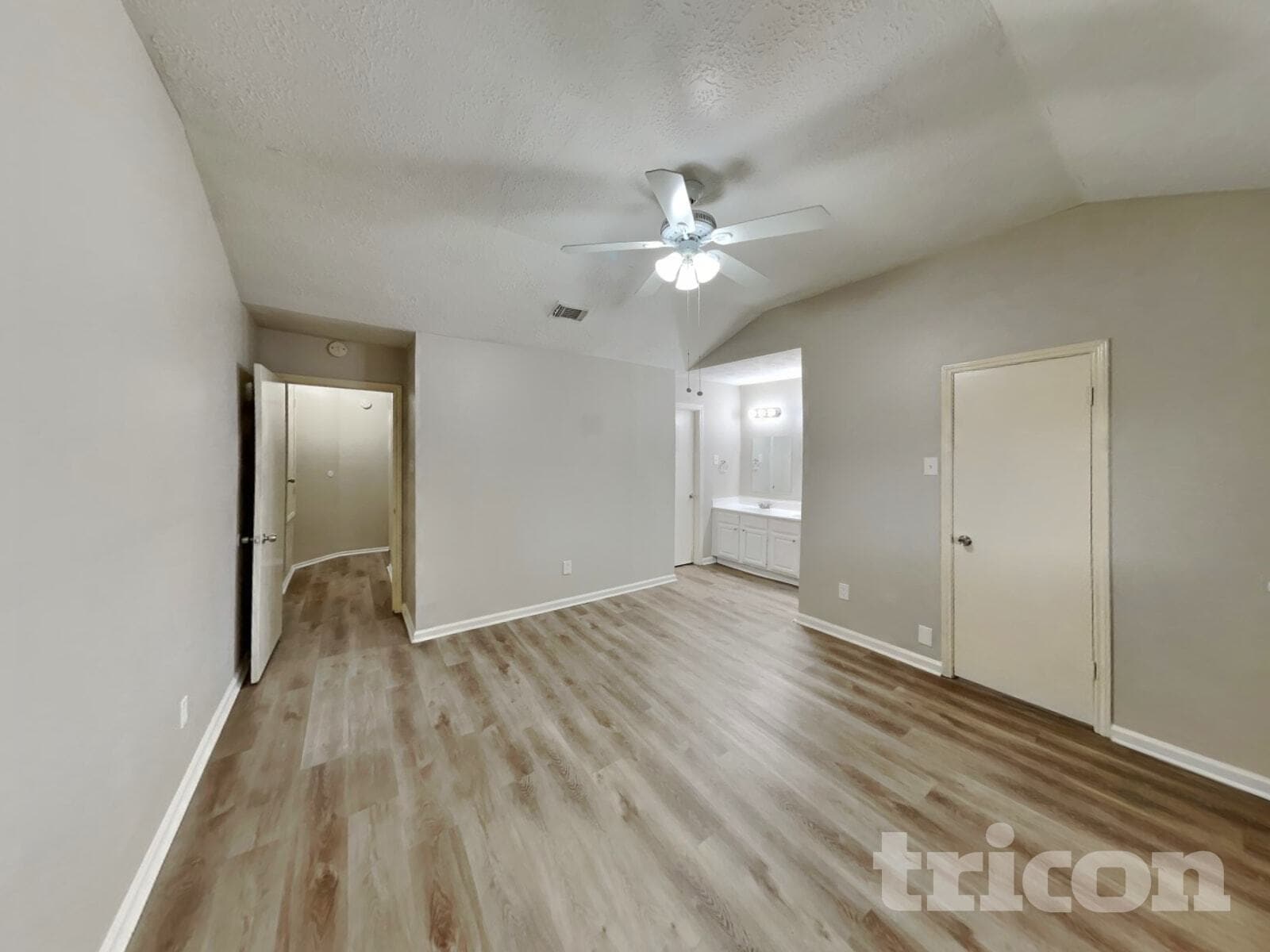 Building Photo - 21402 Golden Dove Dr