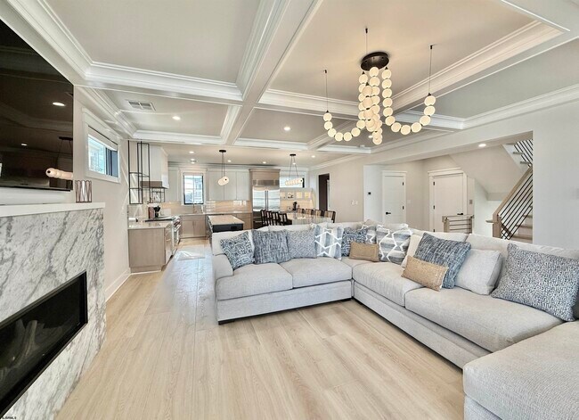 Building Photo - 100 S Frontenac Ave