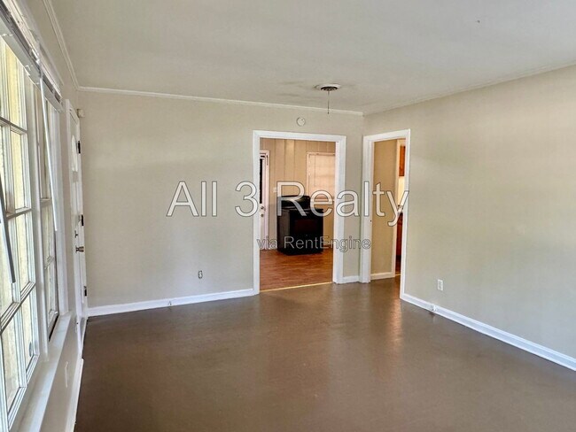 Building Photo - 3727 Audubon Rd