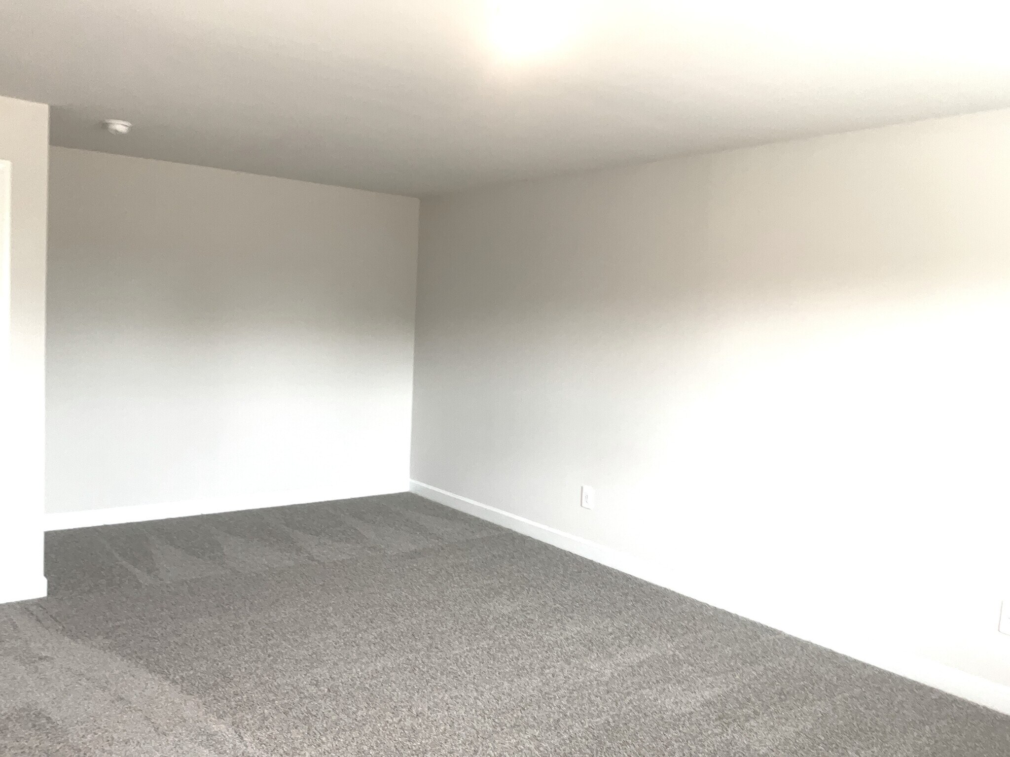 Building Photo - 1088 Appalachian Dr
