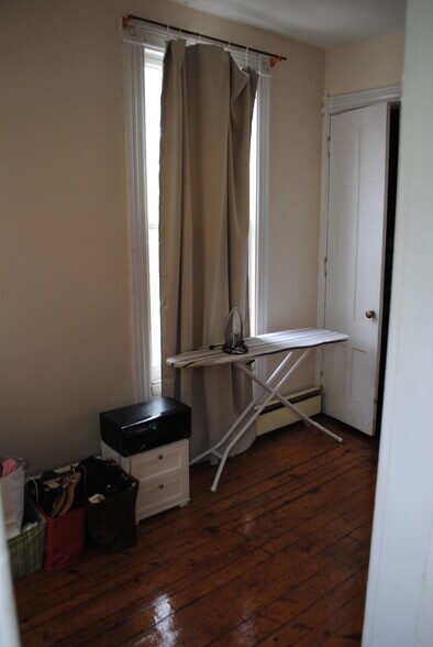 Building Photo - 204 Wooster St