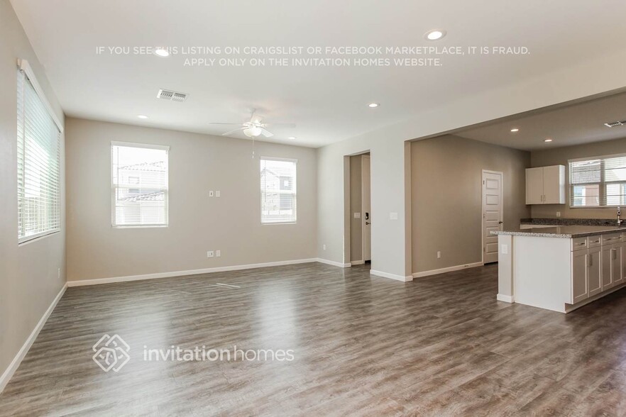 Building Photo - 5106 N 189th Dr
