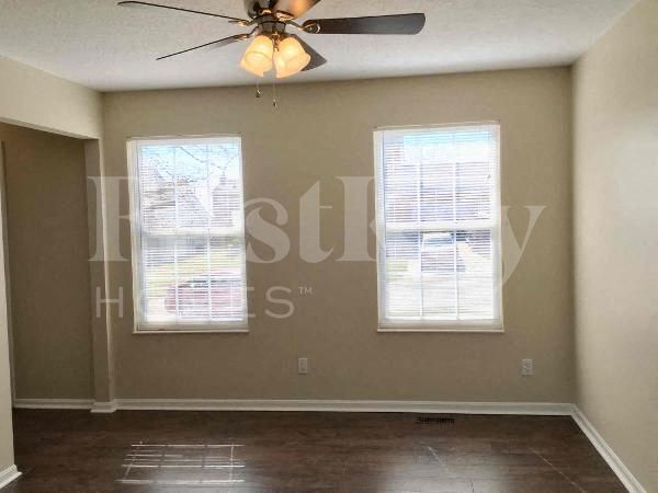 Building Photo - 1616 Hastings Ct