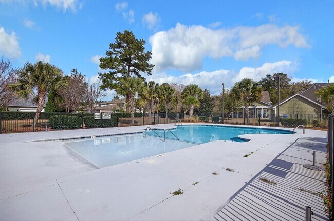 Building Photo - 1458 Roustabout Way