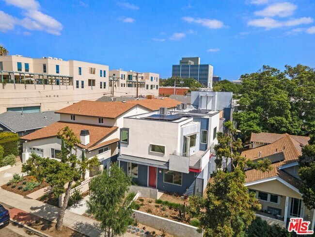 Building Photo - 1227 23rd St