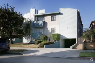 Building Photo - 3671 Jasmine Ave