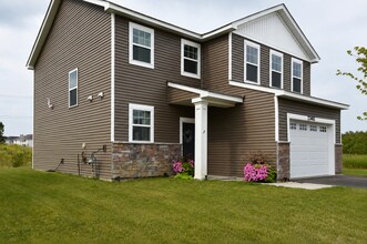Building Photo - 23465 Ashbury Dr