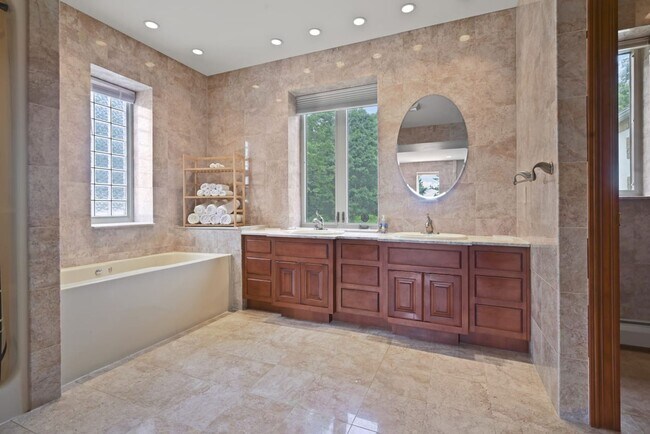 Building Photo - One of a kind Castle on the Hill for Rent! Minimum 1 month lease