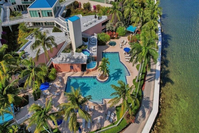 Building Photo - 3370 Hidden Bay Dr