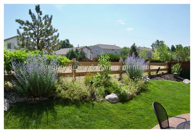 Building Photo - 10328 Longwood Way