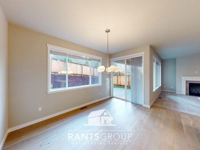 Building Photo - Beautiful New Home in Bradbury Subdivision! Easy I5 Access!