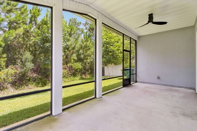 Building Photo - Modern 4BR Home with 3 Full Baths in River Glen | Screened Porch & Resort-Style Amenities
