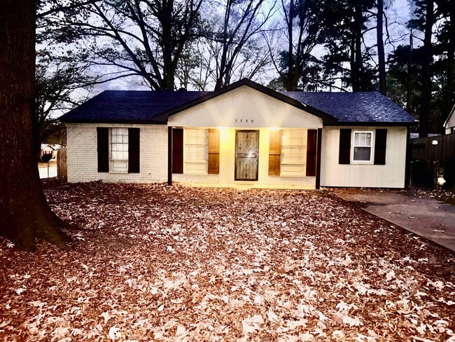Building Photo - Newly Rehabbed Home in Raleigh - Open To Section 8 - $99 Move In Special