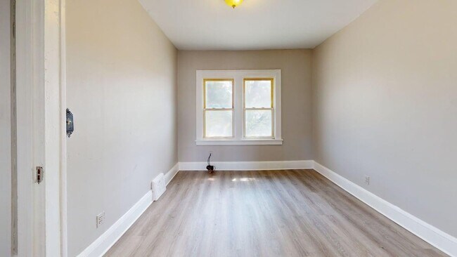 Building Photo - 12813 Gay Ave