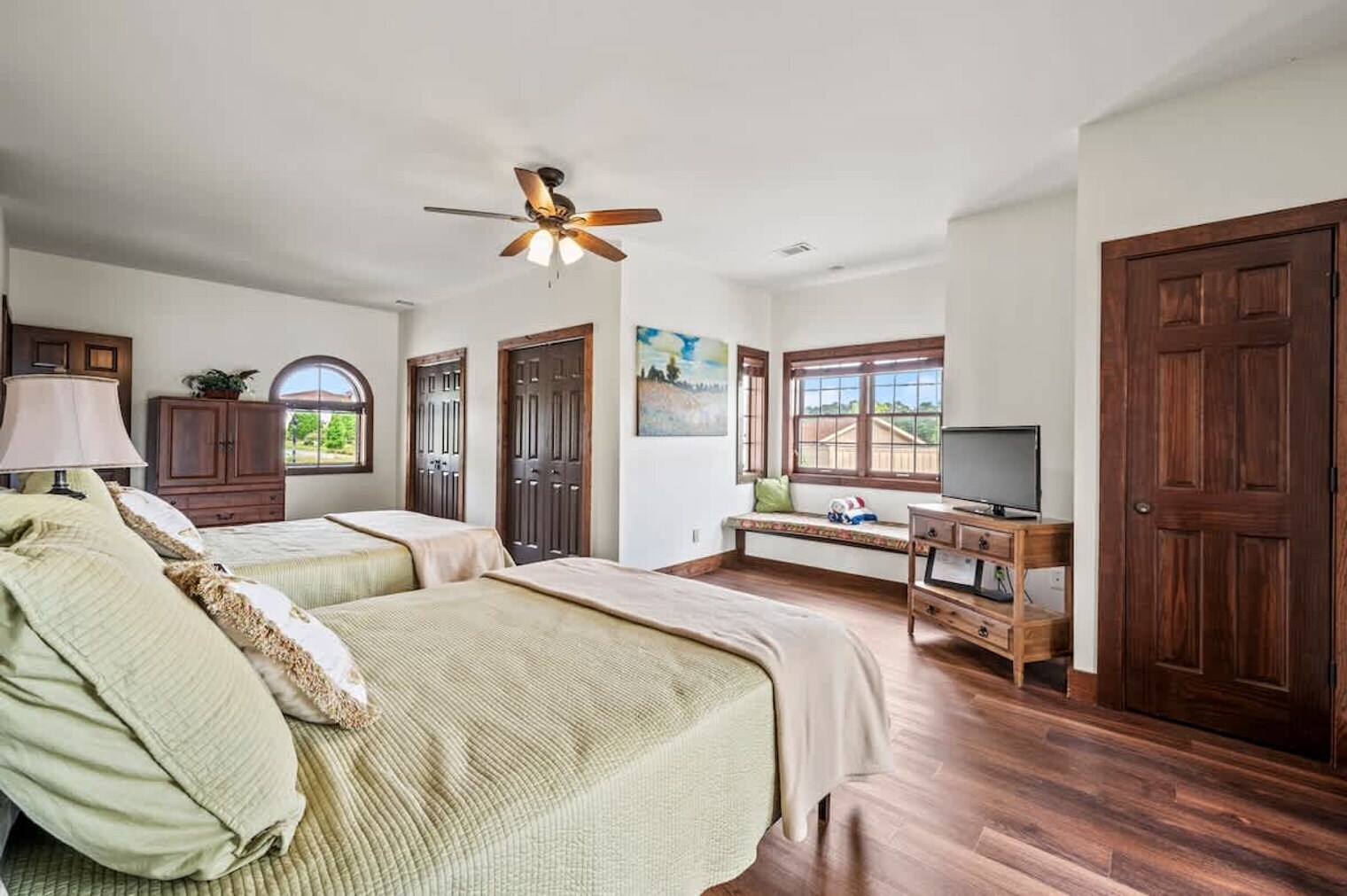 Building Photo - 473 Cuscowilla Dr