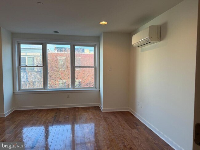 Building Photo - 1234 S 17th St