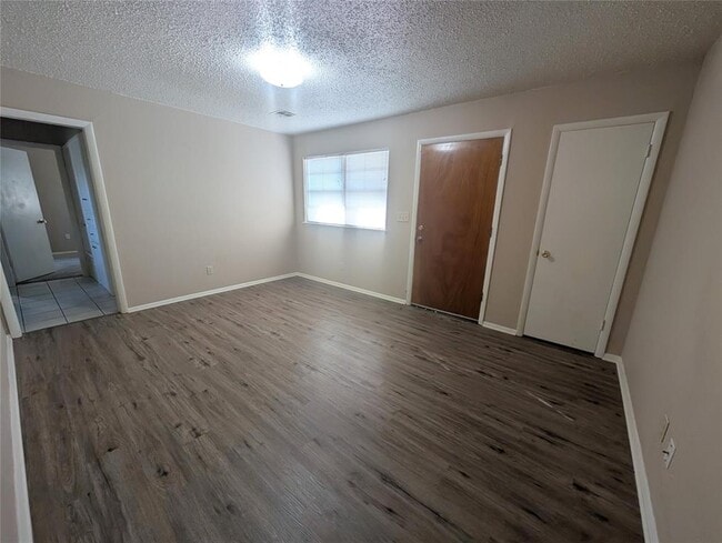 Building Photo - 2517 SW 86th St