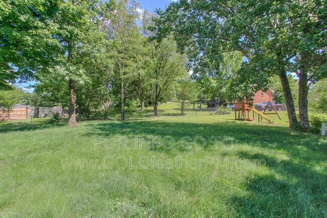Building Photo - 3025 Blackwood Dr