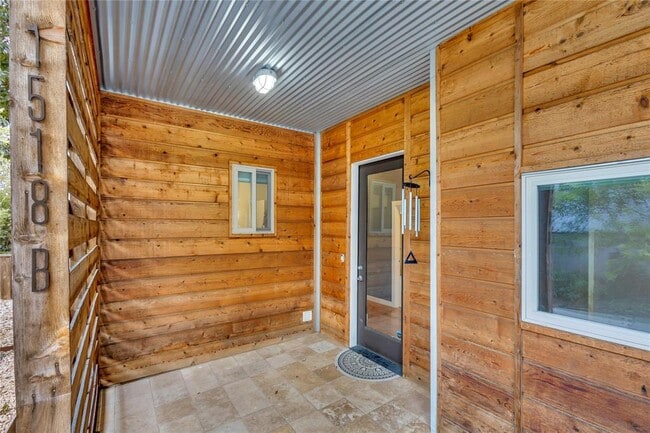 Building Photo - 1518 Parker Ln