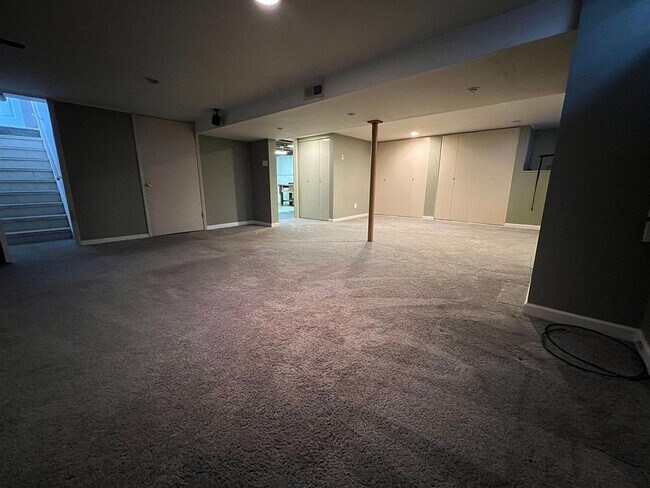 Building Photo - Move-In Ready 3 Bedroom, 1.5 Bathroom Home in Westland