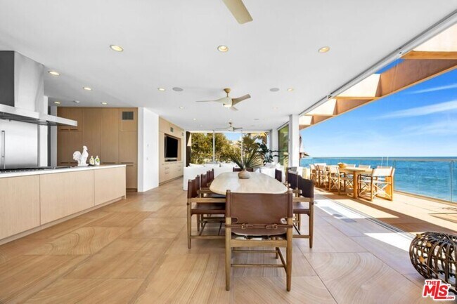 Building Photo - 25102 Malibu Rd