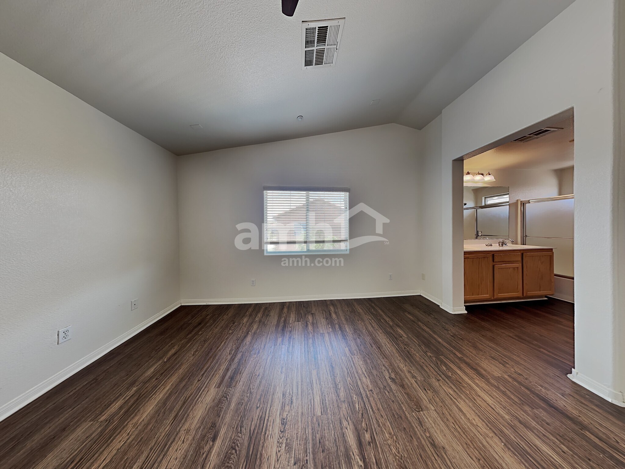 Building Photo - 5676 Orangeroot Ct