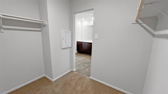 Building Photo - 112 Skipping Stone Ln