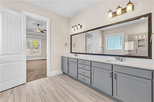 Building Photo - 212 Blue Point Pkwy