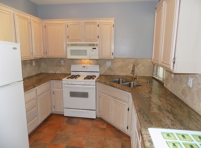 Building Photo - Beautiful Rancho San Diego Condo In Reming...