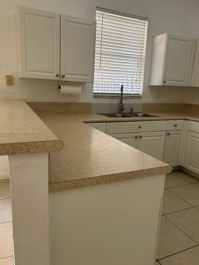 Building Photo - 12856 SW 132nd Terrace