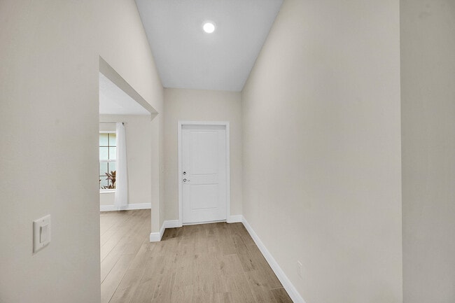 Building Photo - 16440 81st Ln N