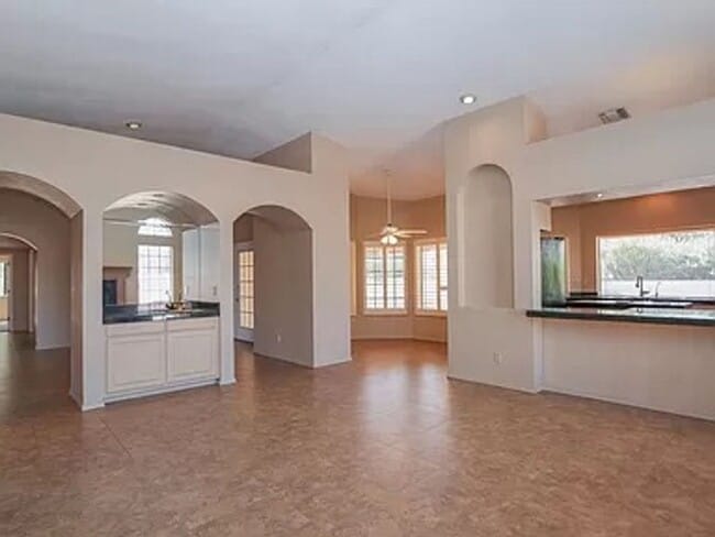 Building Photo - 4120 E Placita Presilla