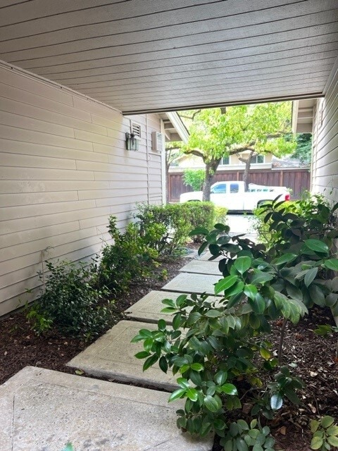 Building Photo - 288 Windstream Pl