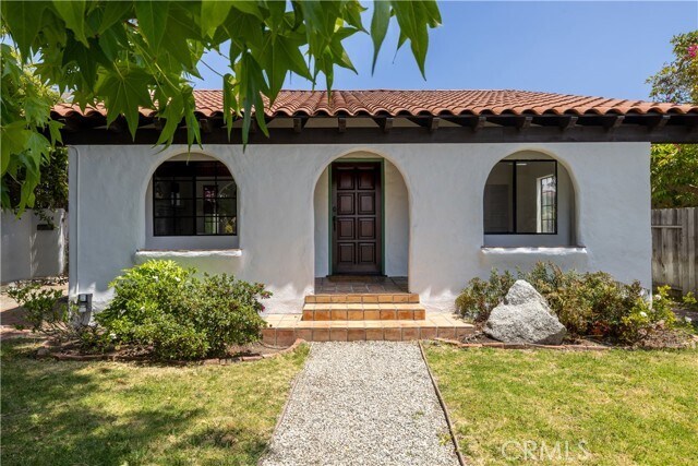 Building Photo - 3754 Mountain View Ave
