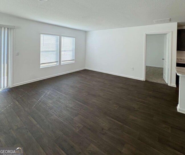 Building Photo - 101 Landing Blvd